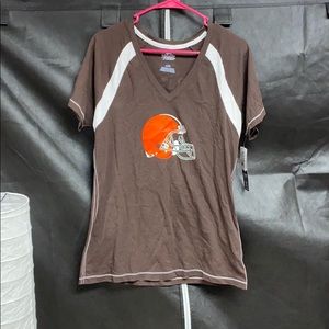 🌸NWT Browns tee shirt